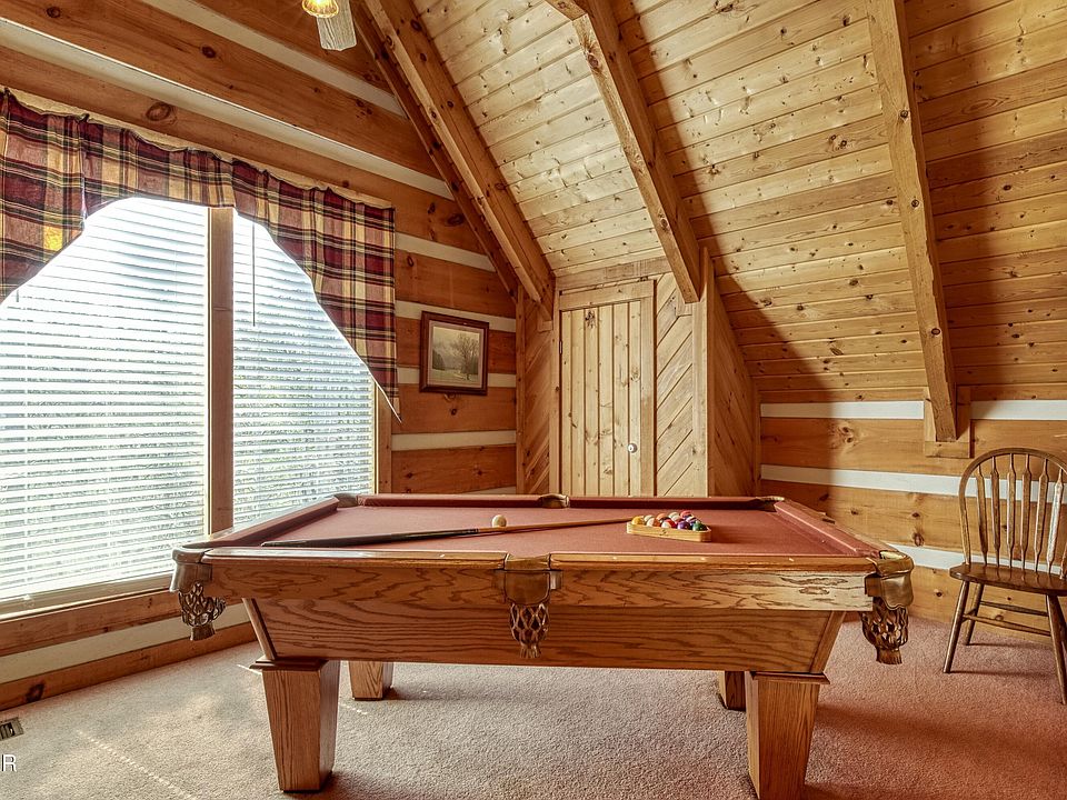 10th image of 2752 Blue Springs Way