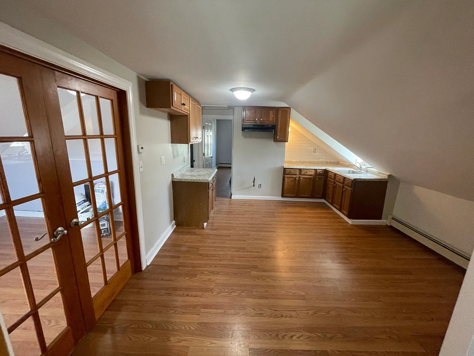 1 bed, 750 sqft, $1,800 — Photo 2