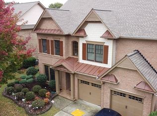 1622 Elesmere Oak Ct, Duluth, GA 30097