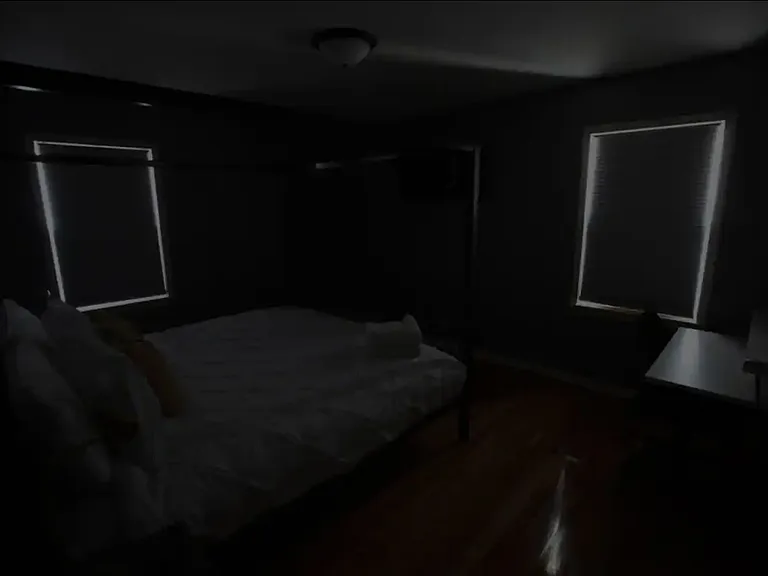Blackout blinds in both bedrooms to be able to sleep during the day if needed