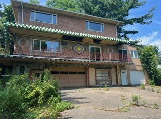 190 Fairchild Ave, Fairfield, CT 06825