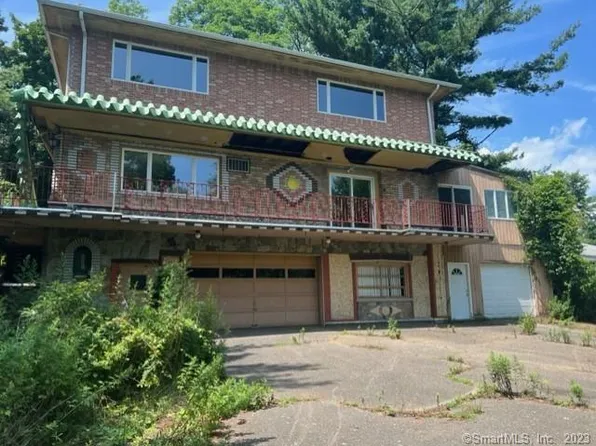 190 Fairchild Avenue, Fairfield, CT 06824