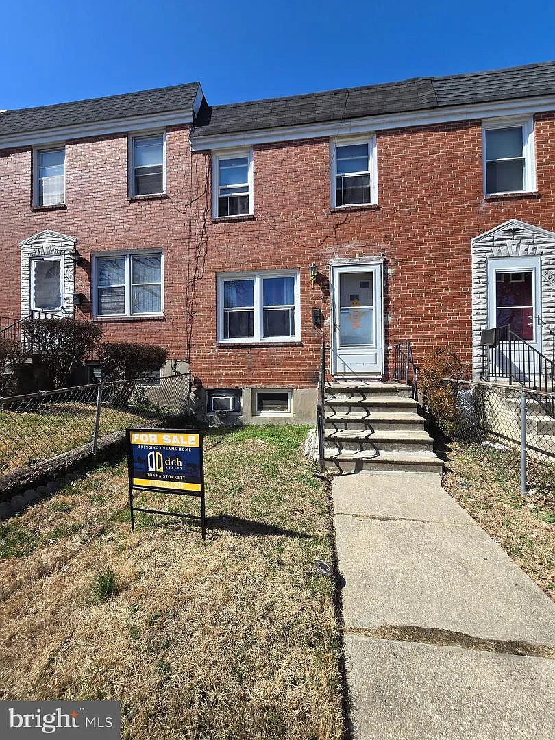708 S Woodington Rd photo 1