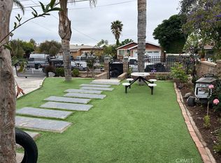 1214 E St, Corona, CA 92882