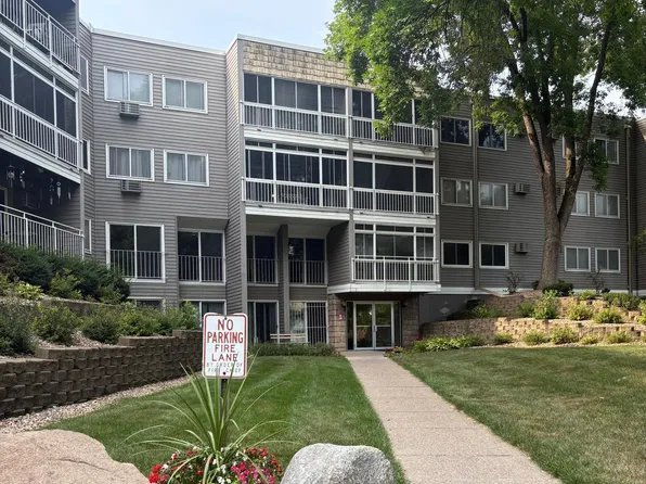 135 Viking Dr E APT 309, Little Canada, MN 55117