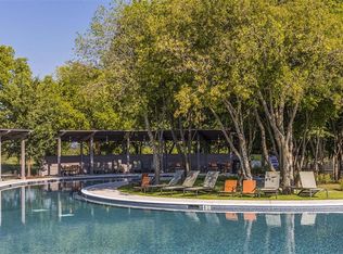 1140 Knoll St, Aubrey, TX 76227