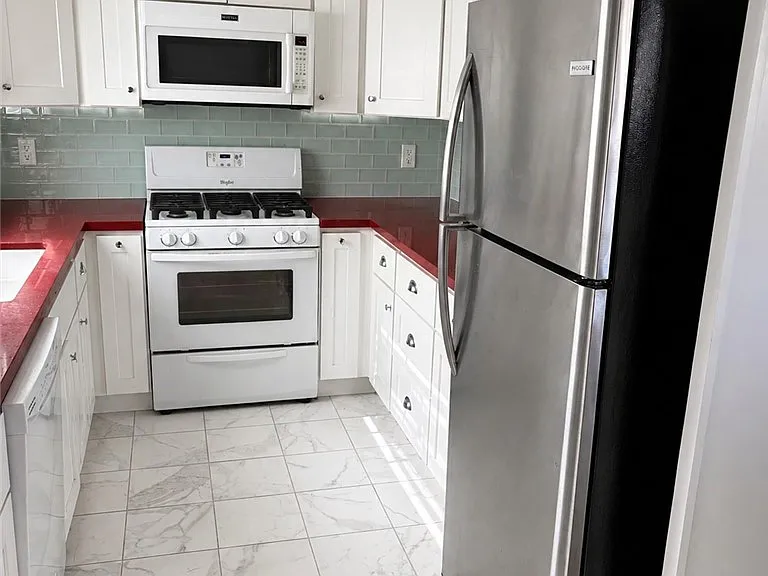 611 W Walnut Ave — Photo 9
