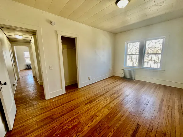 25 Broezel St APT 206, Rochester, NY 14613