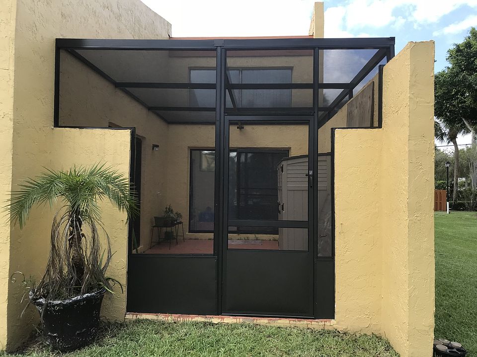 Building Photo 3