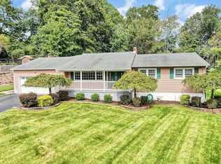 253 Capri Ter, Park Ridge, NJ 07656