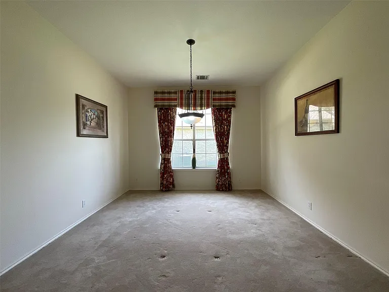 7008 Albacete Ln — Photo 4