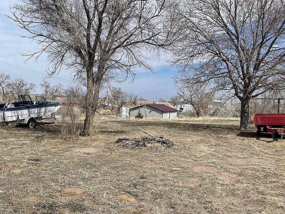 1326 B St, Benkelman, NE 69021 Zillow