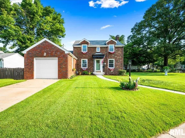 729 N Avon Curve St, Peoria, IL 61604