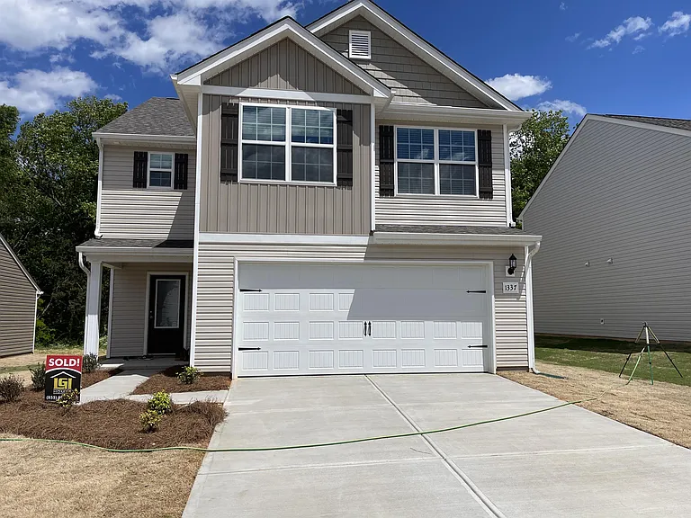 1337 Nia Rd — Photo 2