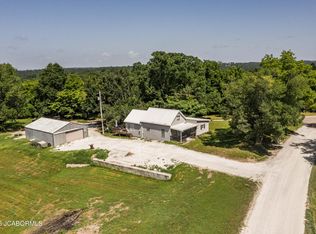 22205 S Coonce Ln, Hartsburg, MO 65039