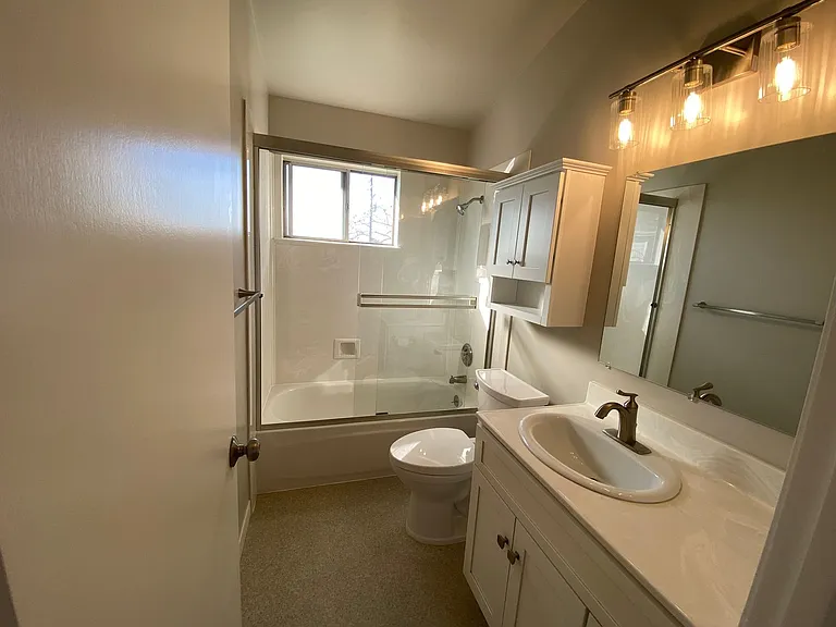 2251 Buena Vista Ave — Photo 7