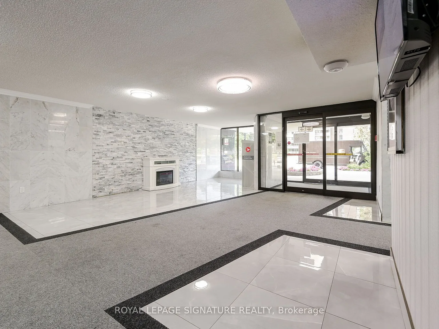 3 bed, $2,850 — Photo 3