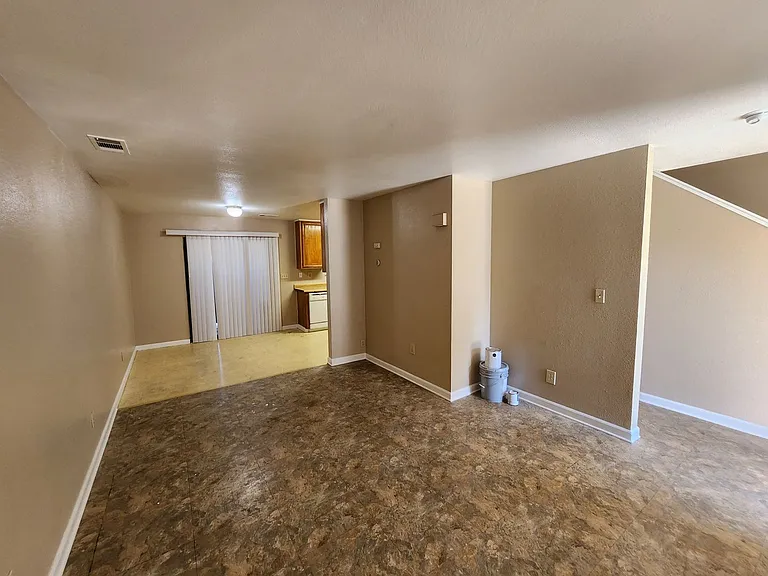 Eucalyptus Apartments 1425 — Photo 2