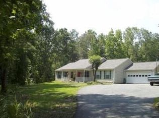 408 Stonegables Ct, Gray, GA 31032