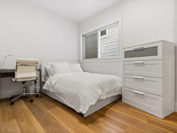 695 Bennington St, Boston, MA