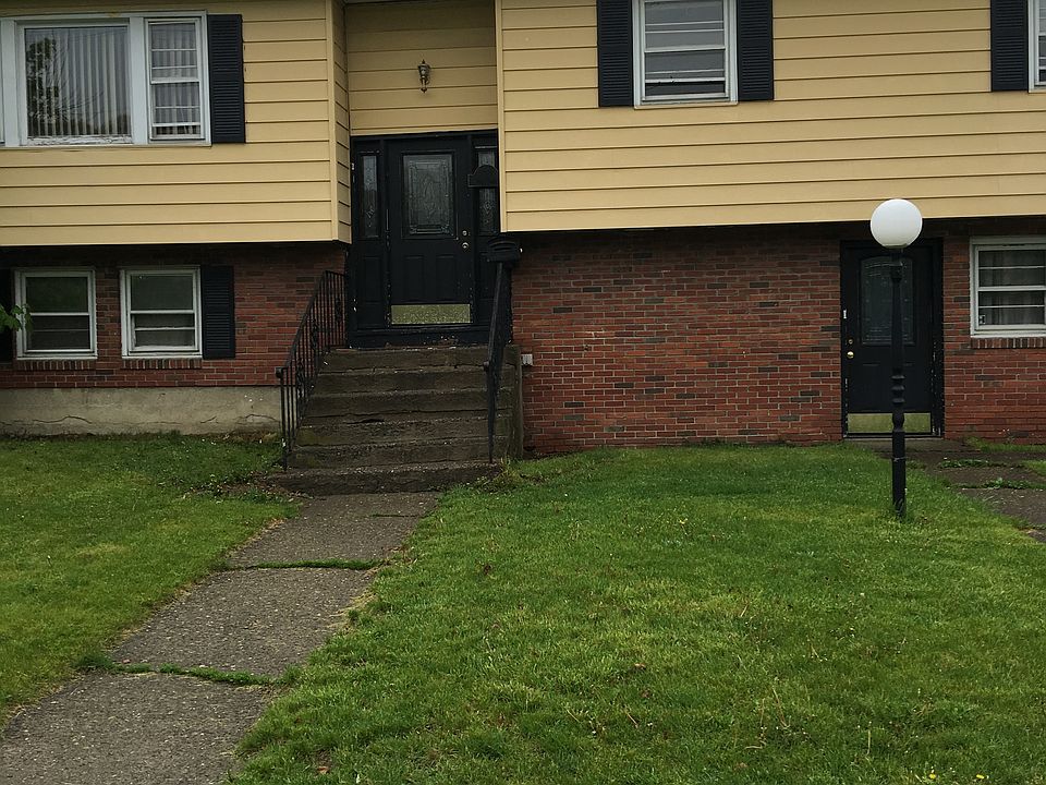 2nd image of 329 West St