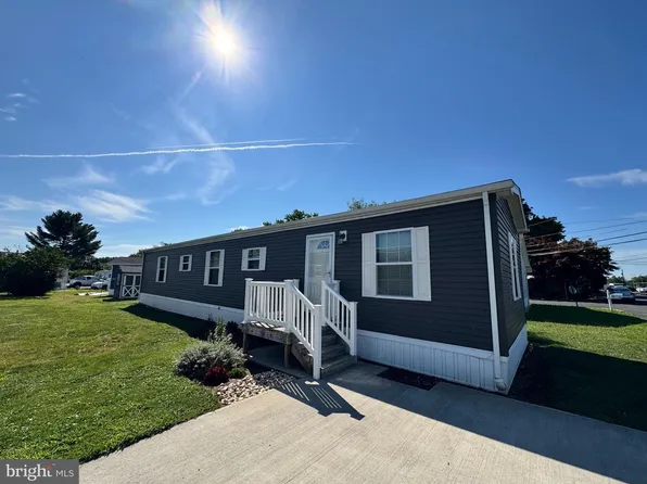 44 Kennedy Dr, Fairless Hills, PA 19030