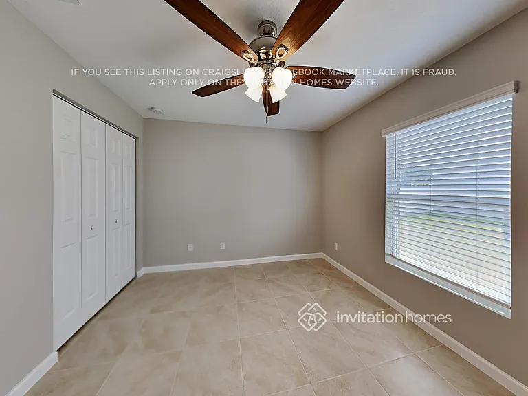 607 SW Sail Ter — Photo 12