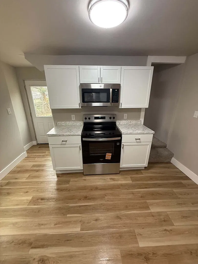 Remodeled 3-Bedroom 1.5 Bathroom Home with Partially Fenced Backyard — Photo 3