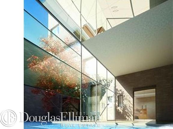 5th image of 100 11th Ave APT 8A
