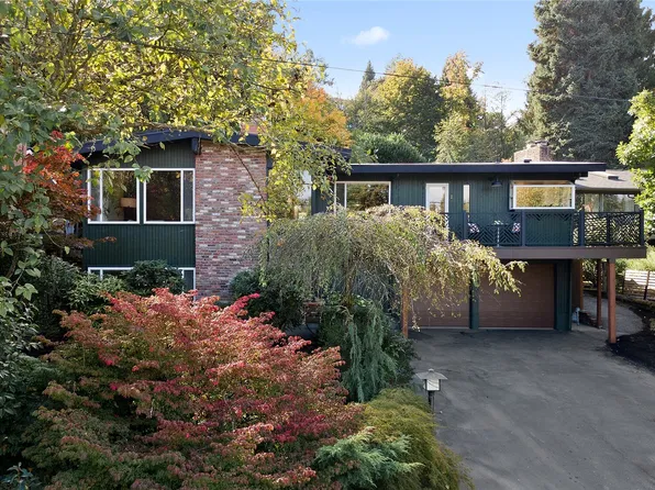 9043 Matthews Avenue NE, Seattle, WA 98115