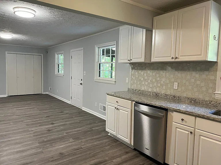1190 Hope Rd — Photo 13