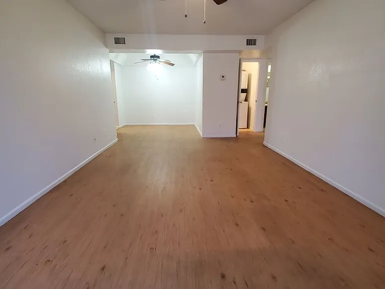 839 S Westwood St #180 — Photo 8