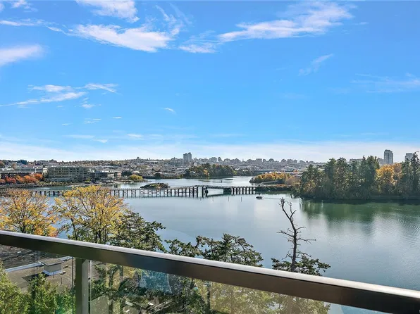 105 Gorge Rd E #802, Victoria, BC V9A 6Z3