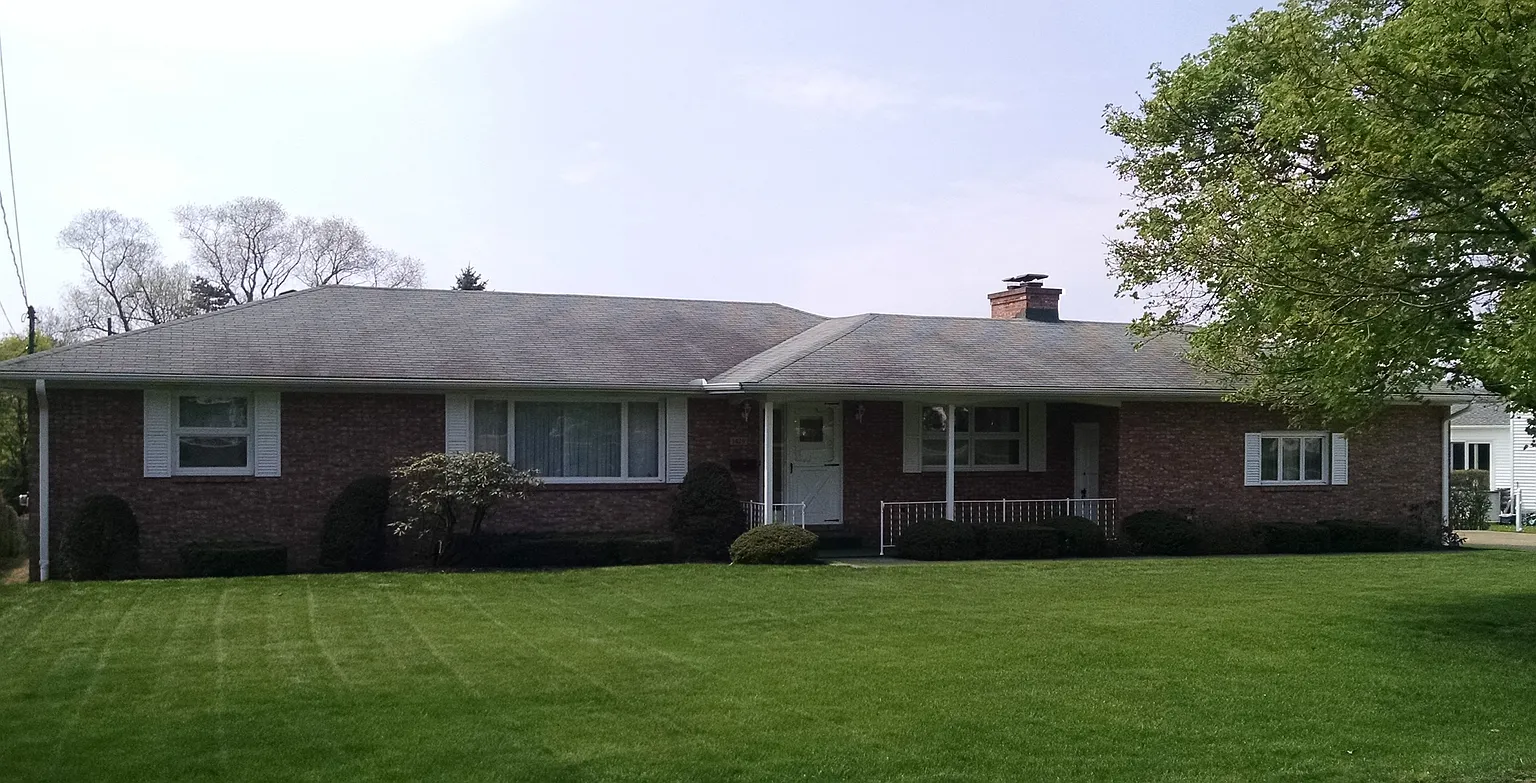 1429 Greenfield Dr photo 1