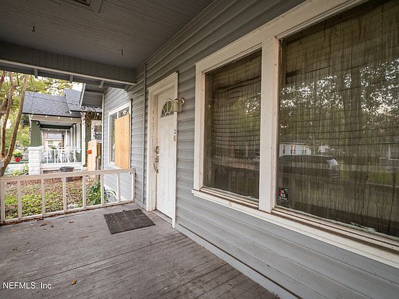 4th image of 2968 SPENCER Street