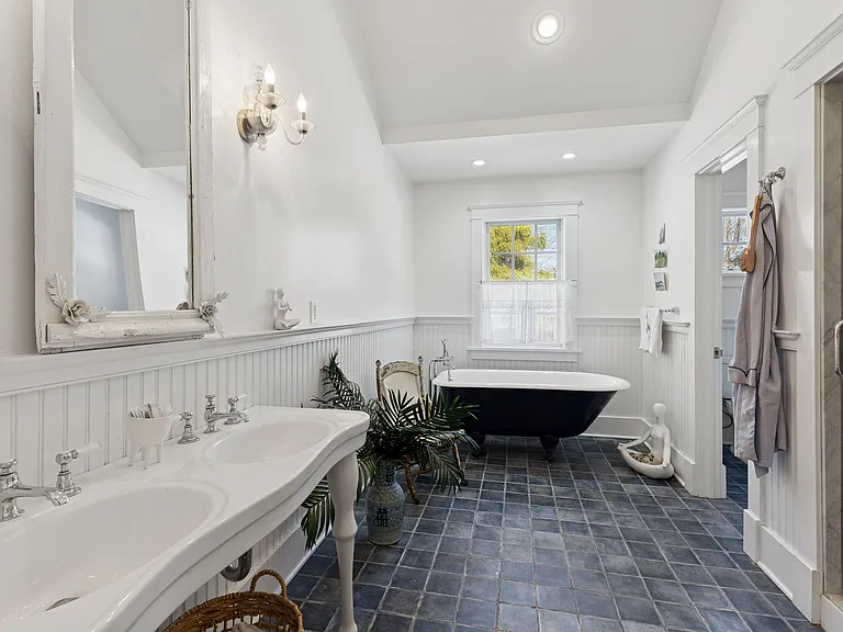 67 Menantic Rd — Photo 18