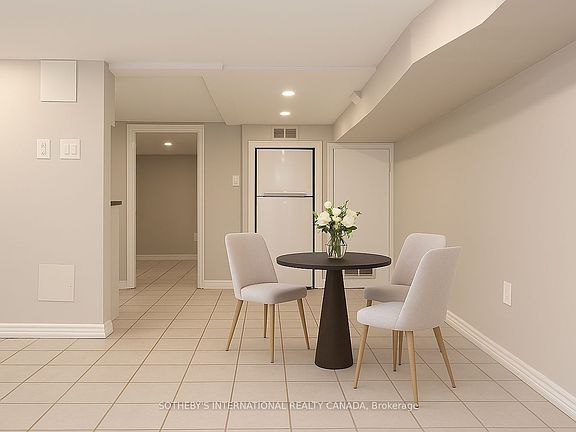4th image of 15 Indian Road Cres