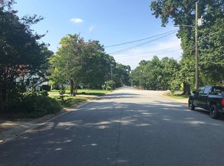 921 McKimmon Rd, Fayetteville, NC 28303