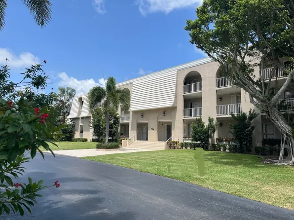 769 Jeffery St #2-202, Boca Raton, FL 33487