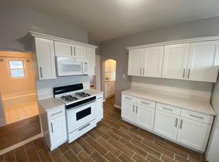11 Houghton St #1, Somerville, MA 02143