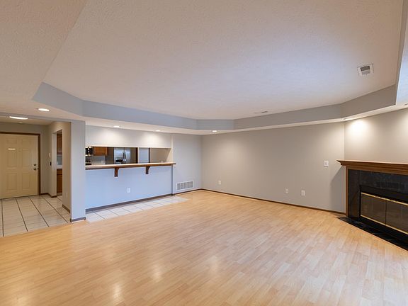 2nd image of 8671 Scenicview Dr #B203