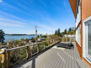 66599 Quail Rd, North Bend, OR 97459