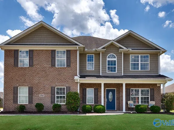 2744 Slate Dr, Huntsville, AL 35803