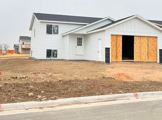 4181 McIntosh Ln, Rapid City, SD 57703