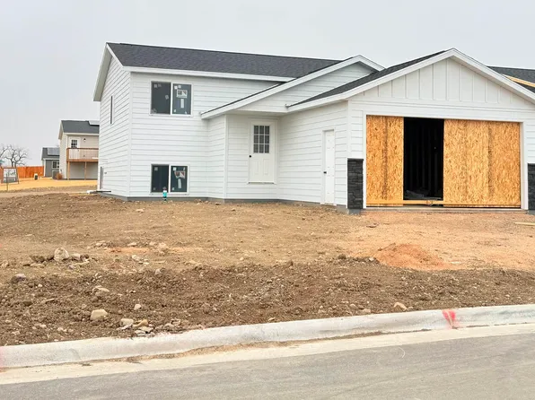 4181 McIntosh Ln, Rapid City, SD 57703