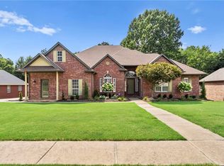 4018 Saulsbury St, Springdale, AR 72762