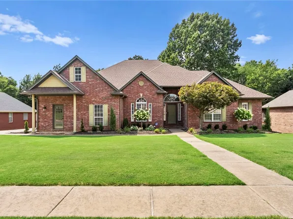 4018 Saulsbury St, Springdale, AR 72762