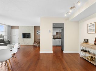 9440 W Bay Harbor Dr APT 5B, Bay Harbor Islands, FL 33154