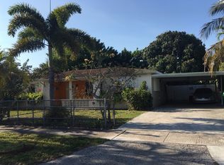 320 NW 189th Ter, Miami Gardens, FL 33169