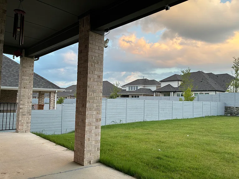 4613 Summit View Dr — Photo 47